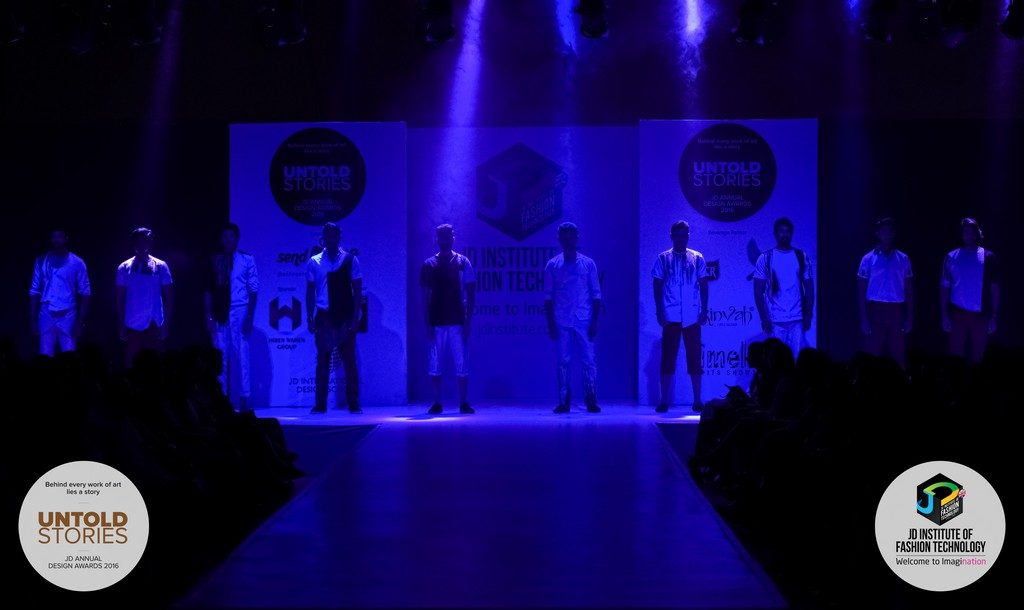 JD Annual Design Awards 2016 – Untold Stories : “CRINKLE STROKE” Designer : Sushmita Photography : Jerin Nath