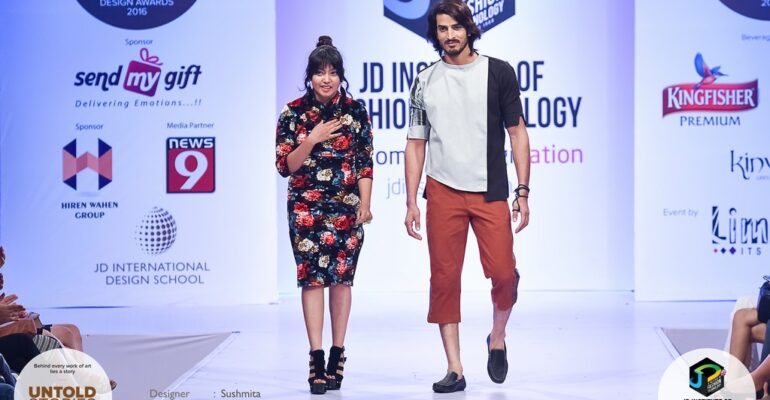 JD Annual Design Awards 2016 – Untold Stories : “CRINKLE STROKE” Designer : Sushmita Photography : Jerin Nath