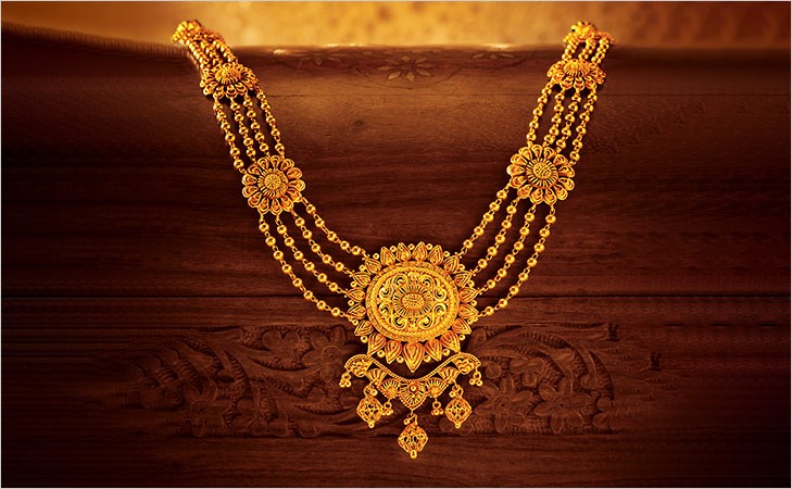 Aadh and Rani haar created by Tanishq for the movie - Padmavati