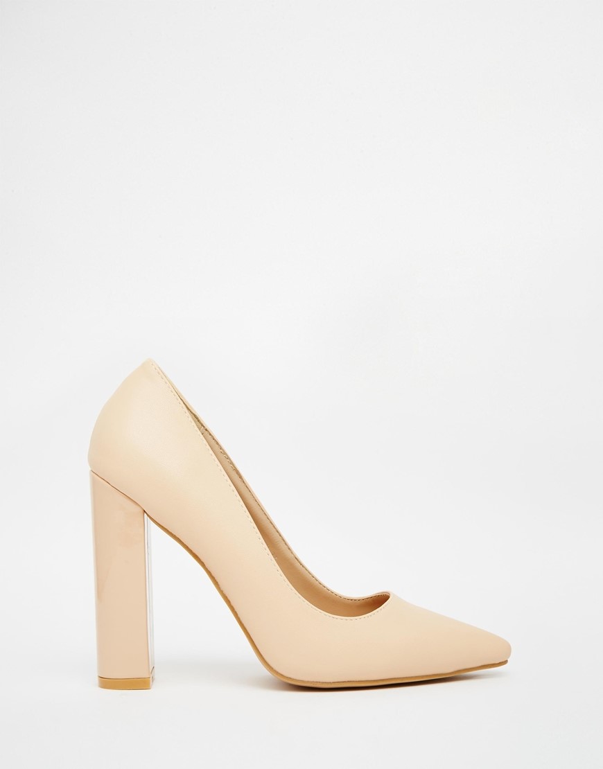 Nude Pumps