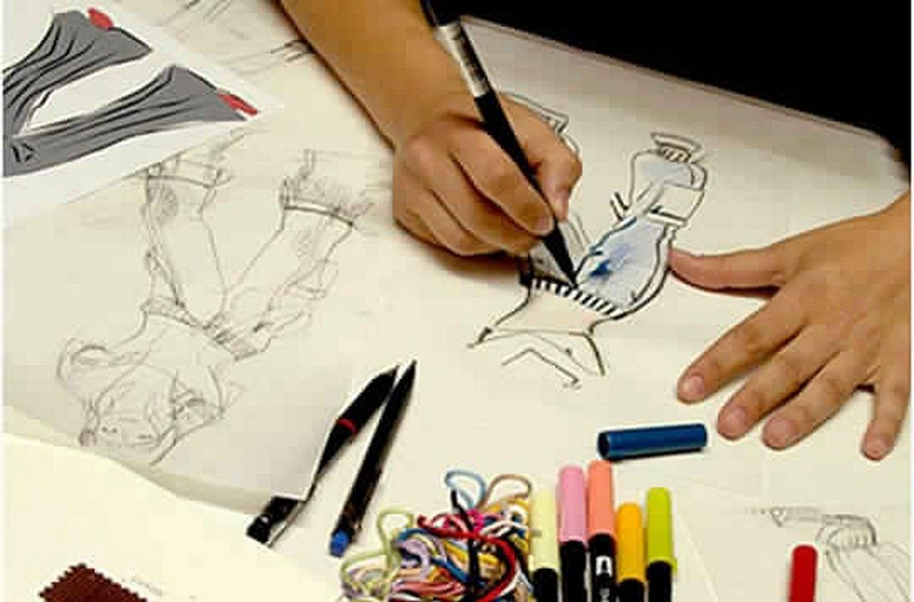 How to Learn Fashion Designing At Home