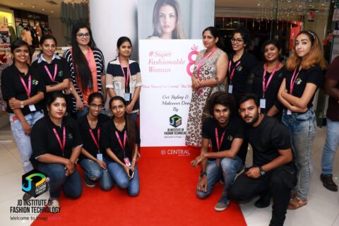 WOMEN’S DAY STYLING AT CENTRE SQUARE MALL, KOCHI (1)