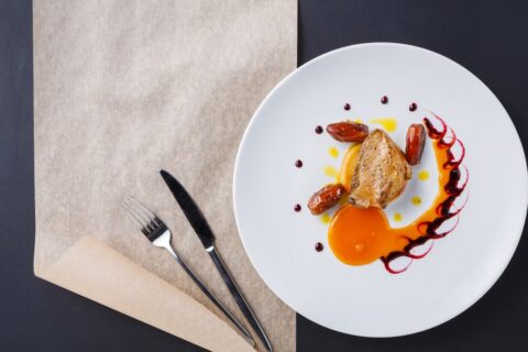 Roasted goose liver with date fruit and apple