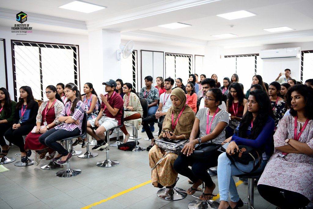 KNOWLEDGE SESSION BY CENTRAL SILK BOARD ON THE QUEEN OF TEXTILES 1