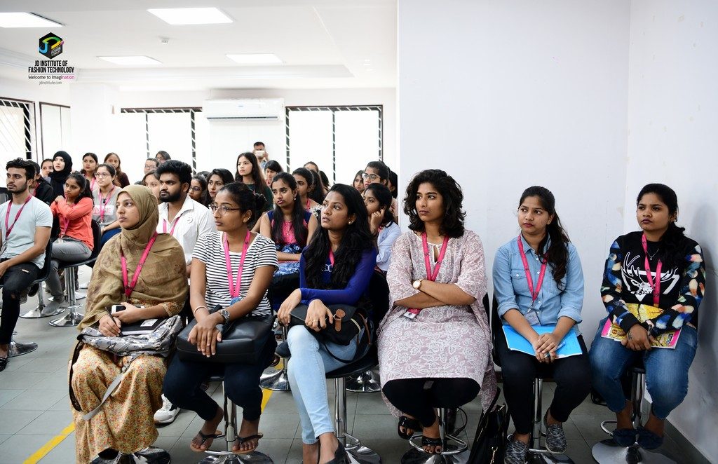 KNOWLEDGE SESSION BY CENTRAL SILK BOARD ON THE QUEEN OF TEXTILES 3