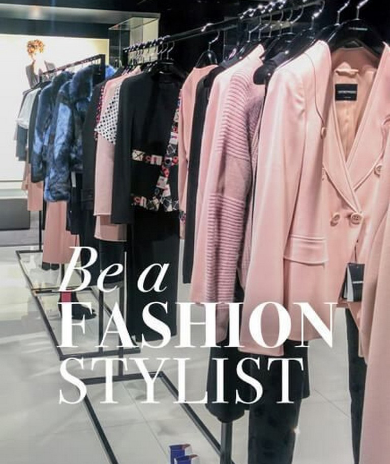 EVERYTHING YOU NEED TO KNOW TO START YOUR CAREER IN FASHION STYLING..