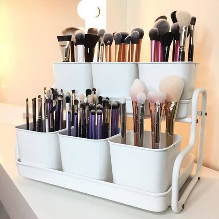 Tips to take care of your Makeup Brushes