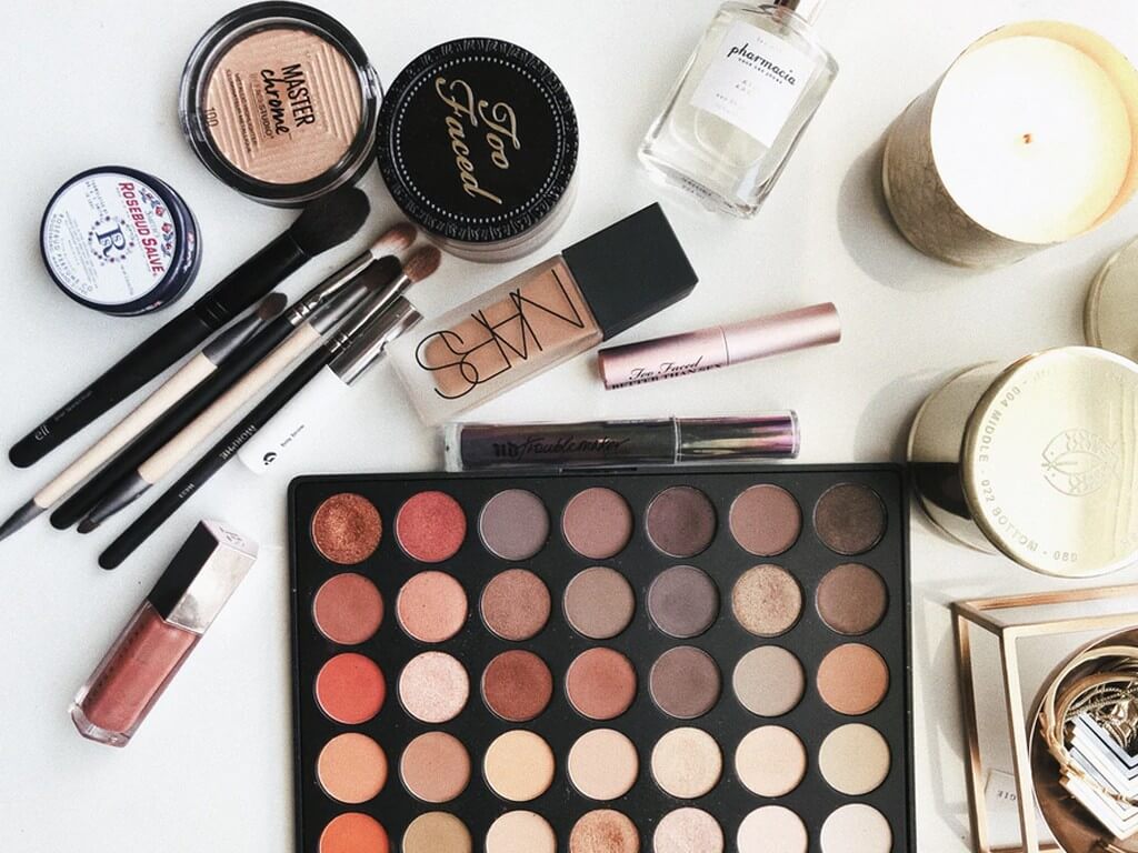  MAKEUP: WHEN SHOULD I TOSS THEM OUT? MakeUp