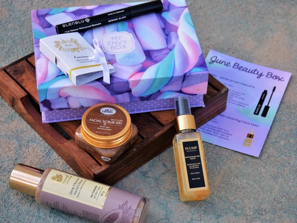 BEAUTY SUBCRIPTION BOXES: TOP 5! beauty subscription boxes - The Envy Box  - BEAUTY SUBSCRIPTION BOXES: TOP 5! 