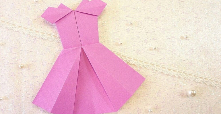 Origami: The paper folding technique that has inspired Fashion