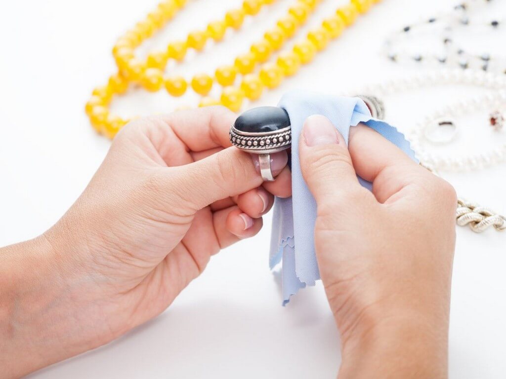 Jewellery Cleaning