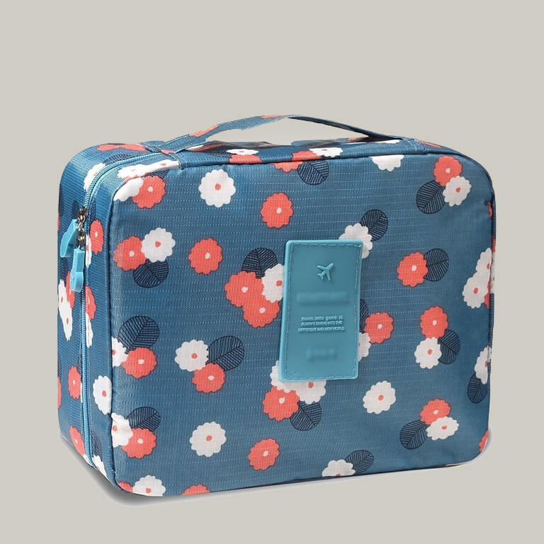 Makeup Bags That Are Travel-Friendly