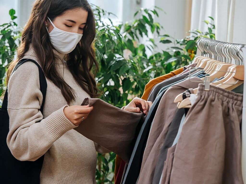 Recycling Doormats To Shirt? SUSTAINABLE FASHION!