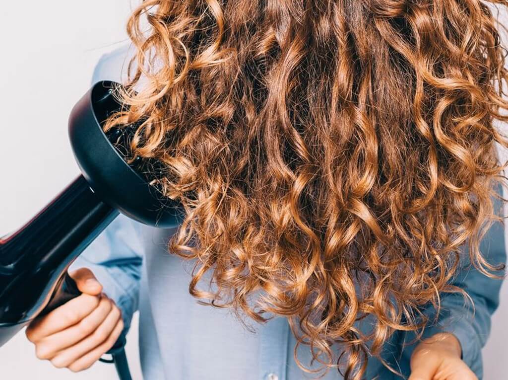 Curly Hair Care Routines Guide 101!