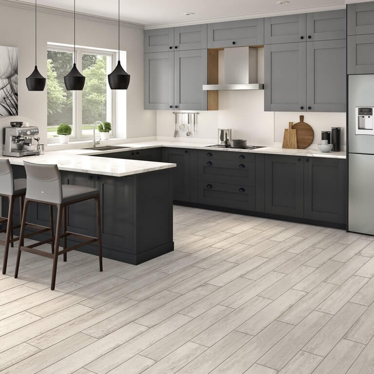 Kitchen floors: Types of tiles chosen in interior design