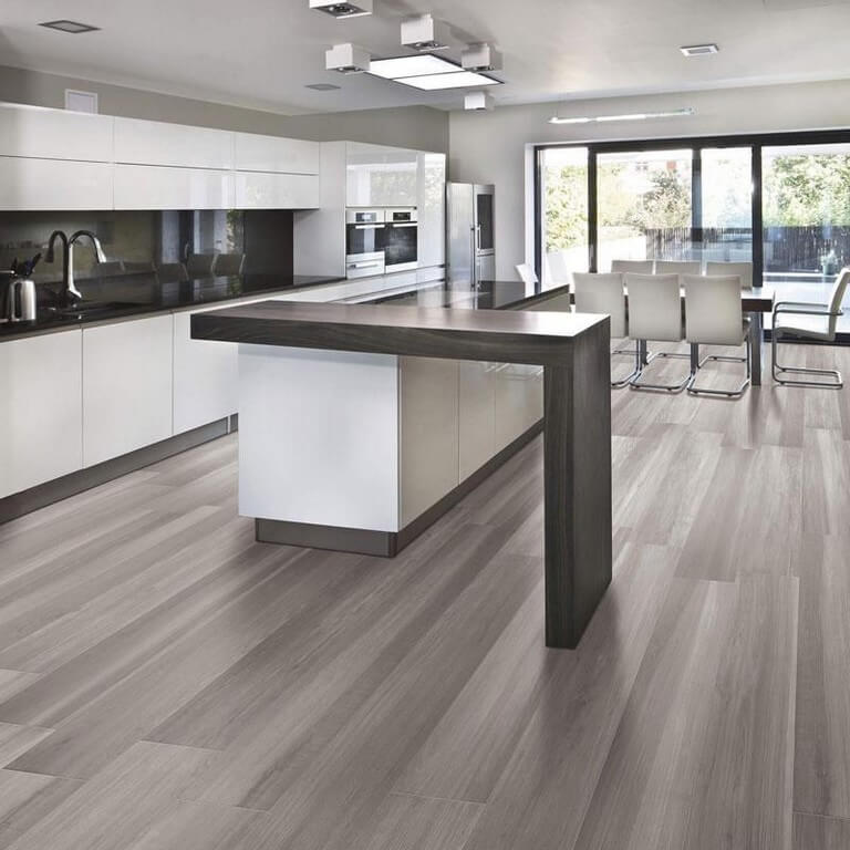 Kitchen floors: Types of tiles chosen in interior design