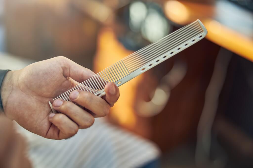 combs for different types of hair