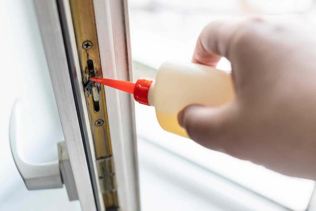 Common window cleaning mistakes to avoid