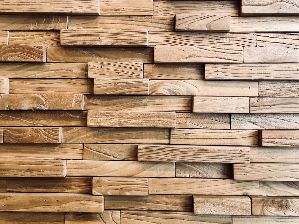 Wooden decor: How to use wood to renovate your house?