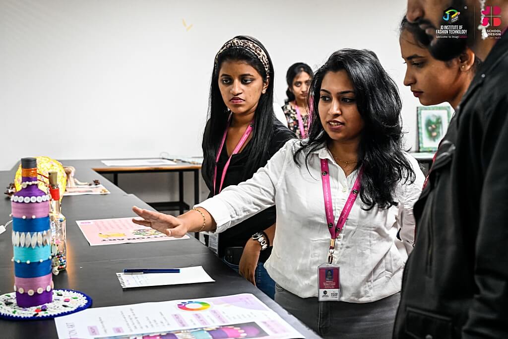 Interior Design Aspirants Pull Off Another Successful Display Of Button Art 