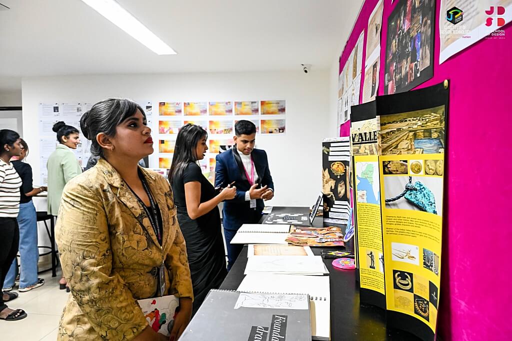 Jewellery Design Aspirants Displayed Their Works