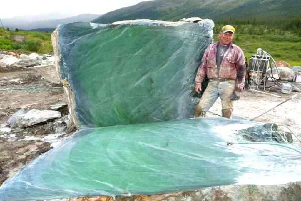 Decoding Nephrite, The Colour That Is Sweeping Us Off Our Feet