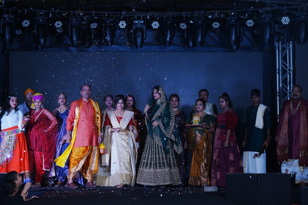 FESTIVALS OF INDIA FASHION STYLING & CHOREOGRAPHY (9)