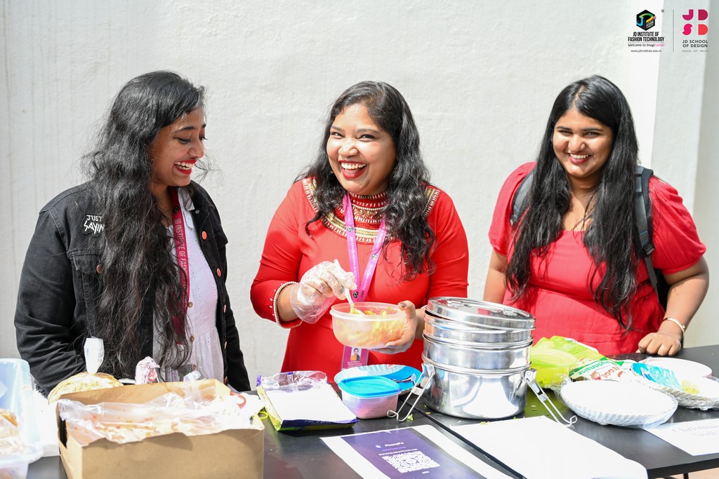 Christmas Revelry Brightens JD Institute of Fashion Technology Campus (3)