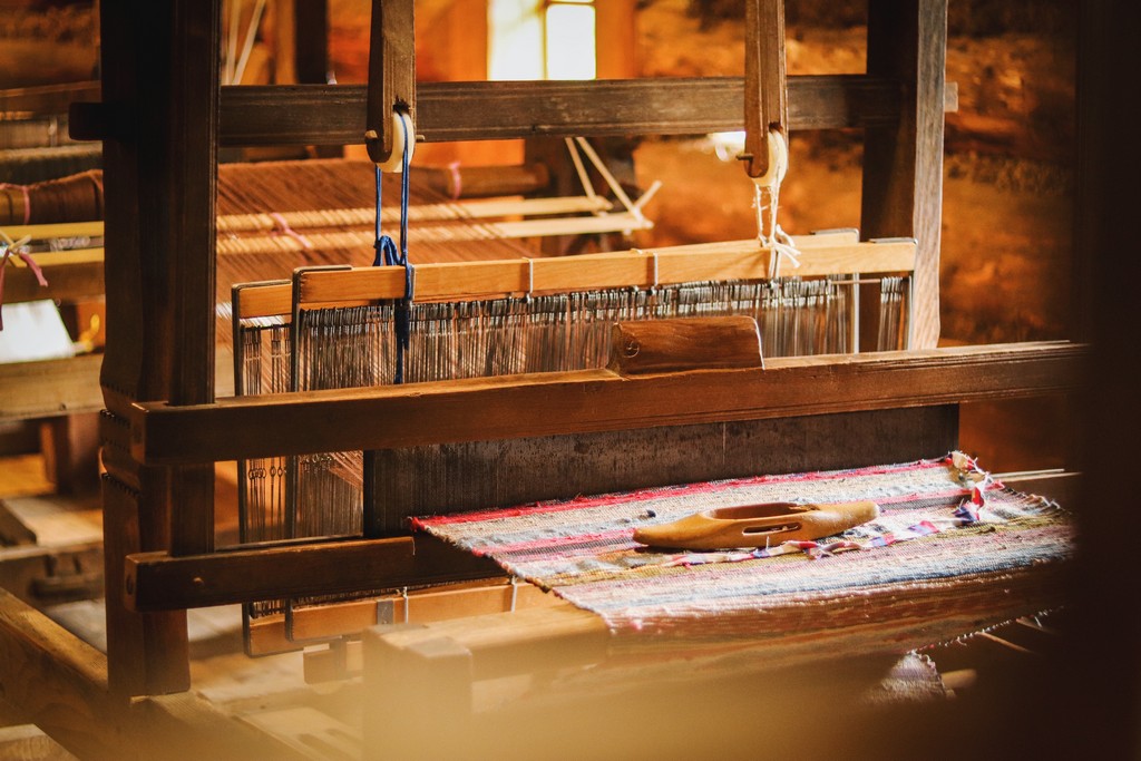 The History of Handloom Weaving Through The Ages (6)