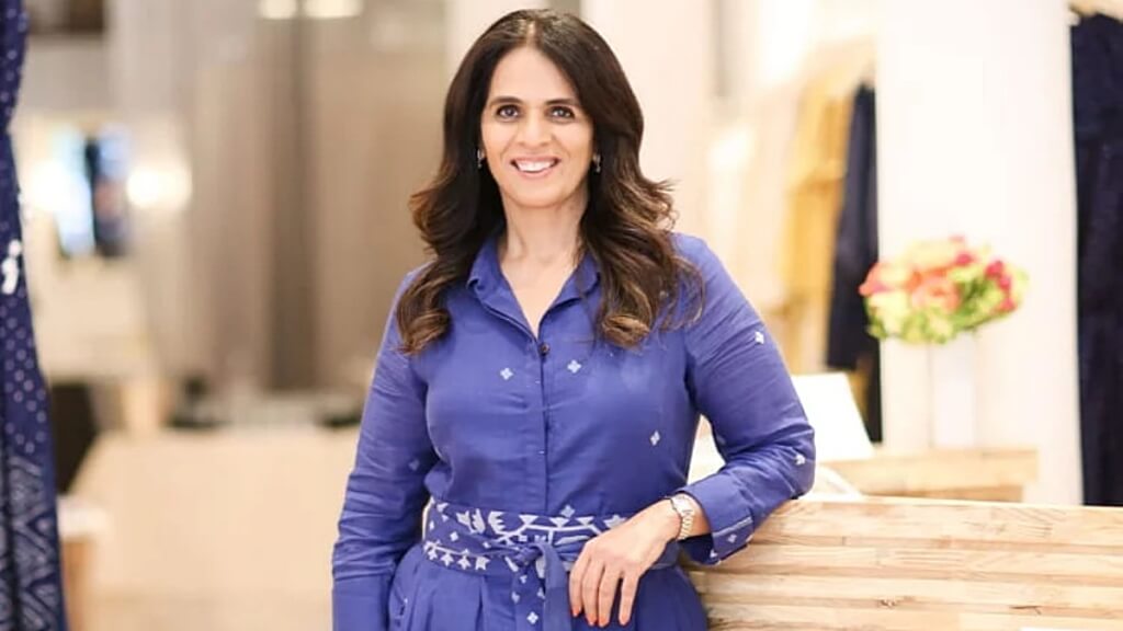 Women Entrepreneurs Weaving Change Top 5 Inspiring Indian Textile Entrepreneurs Anita dongre