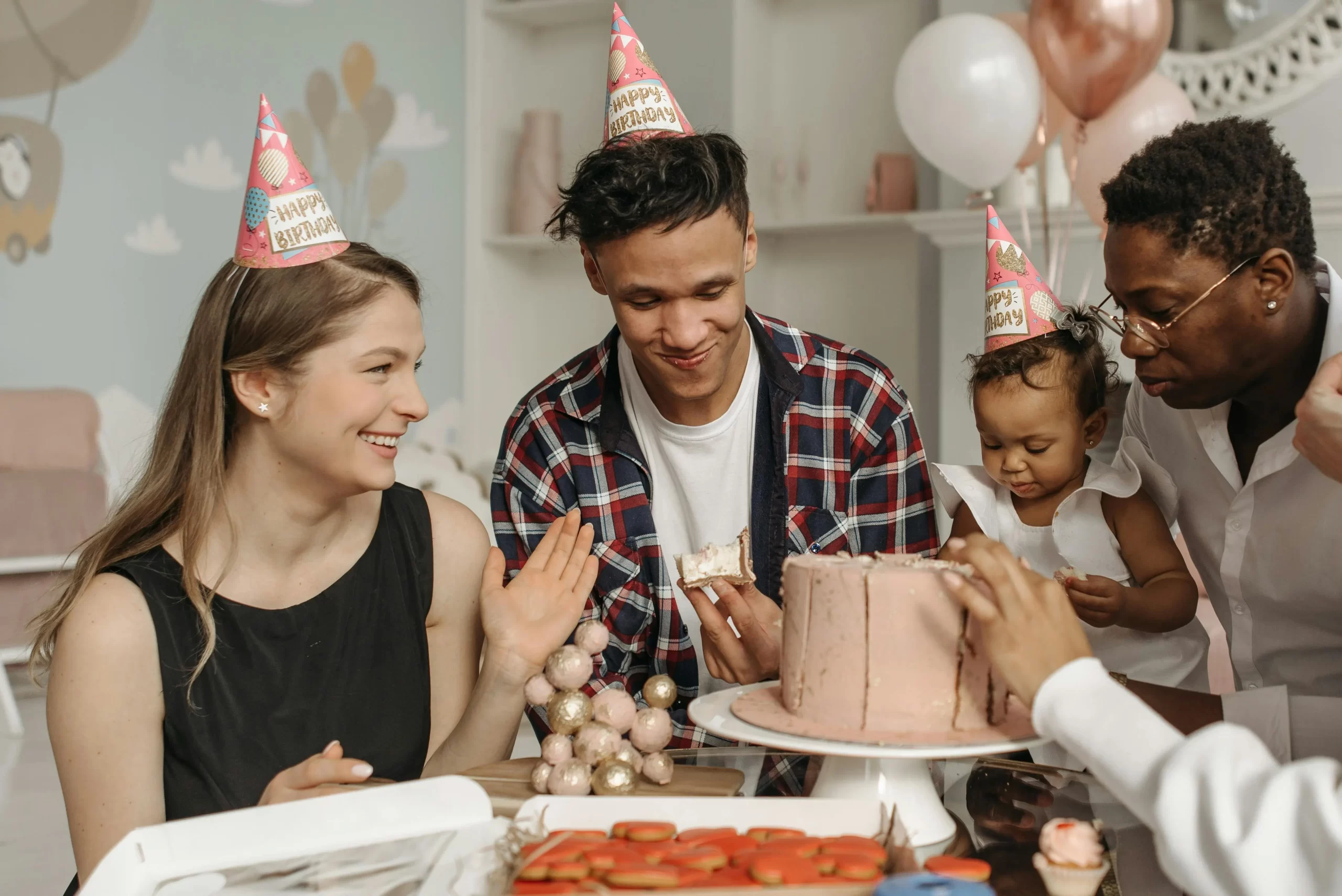 What to Expect During Your Baby's Cake Smash Session