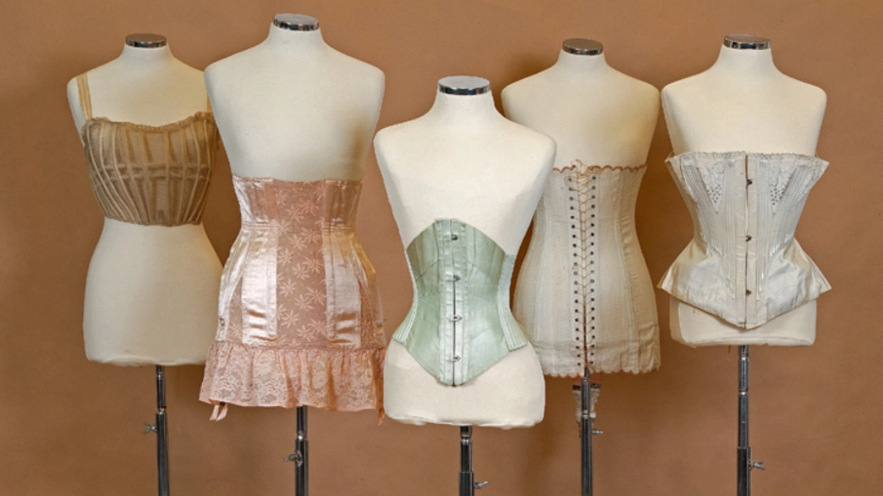 Corsets A History of Constant Development and the Present 