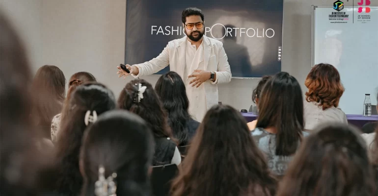 Unlocking Success in Fashion An Industry Expert Session with Gaurav Mondal at JD Institute of Fashion Technology (2)